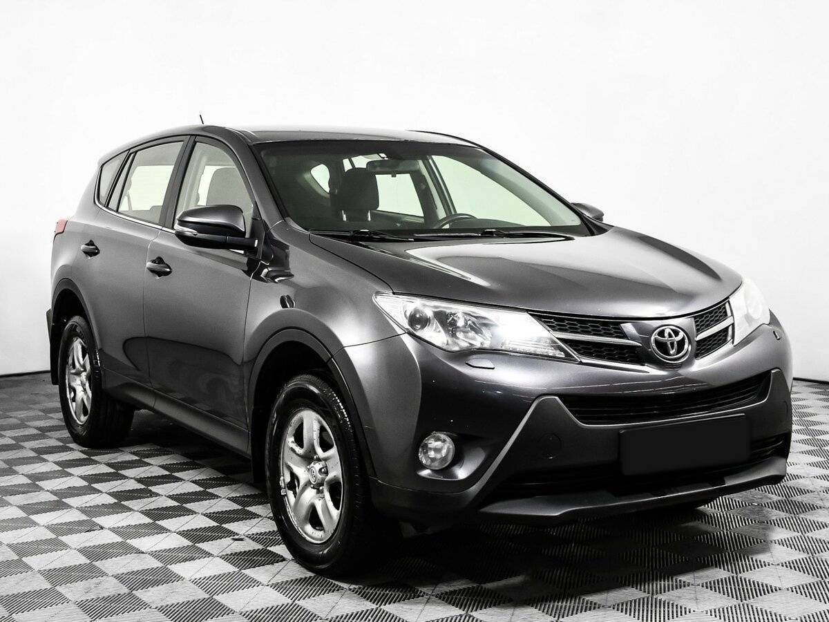 Toyota RAV4 с пробегом — 2013 год. Фото: #2