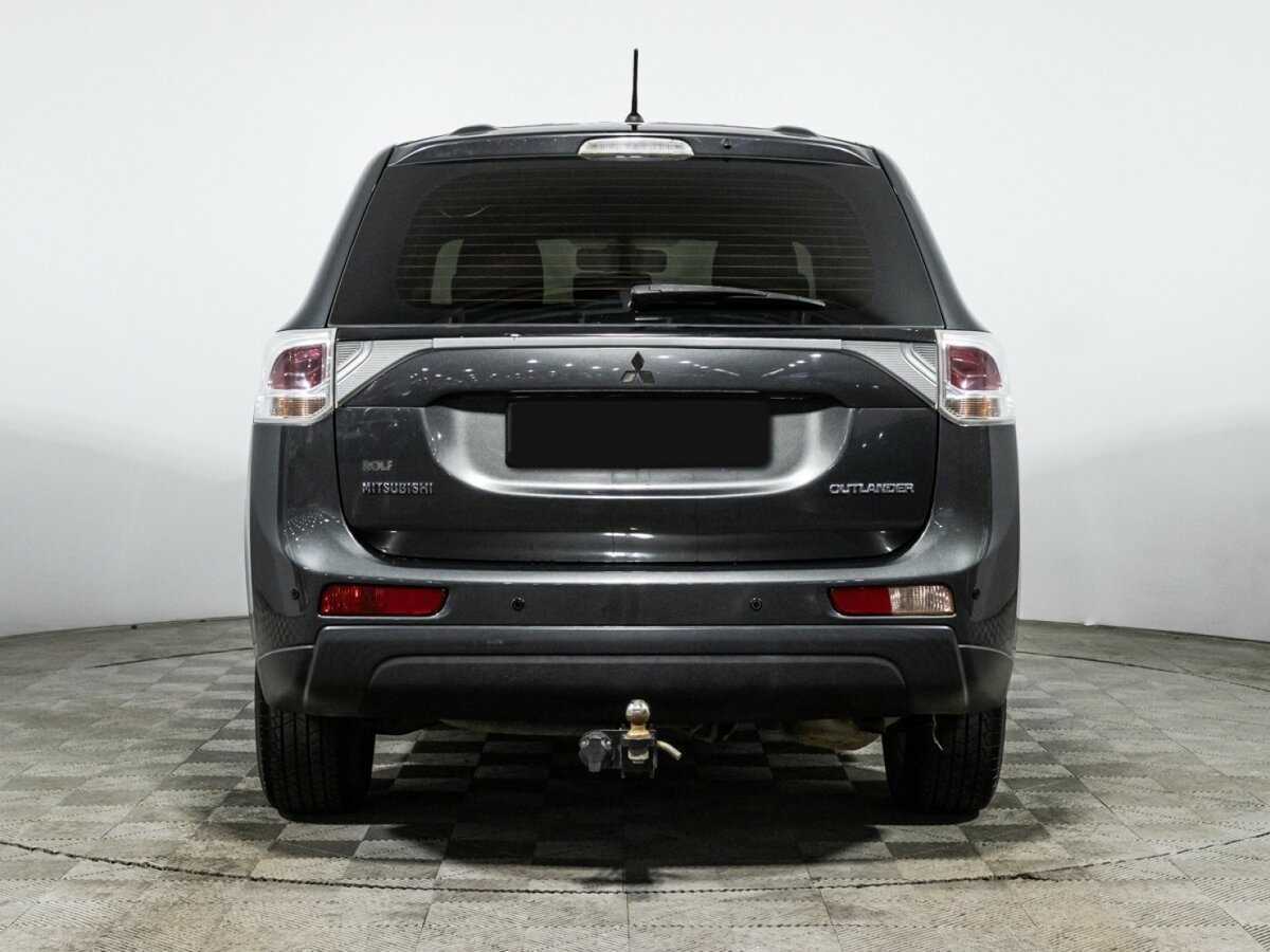 Mitsubishi Outlander с пробегом — 2013 год. Фото: #5