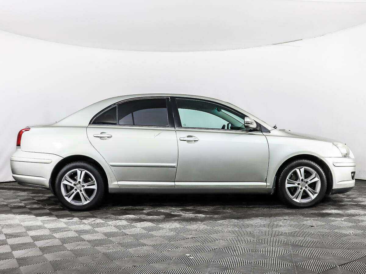 Toyota Avensis с пробегом — 2006 год. Фото: #3