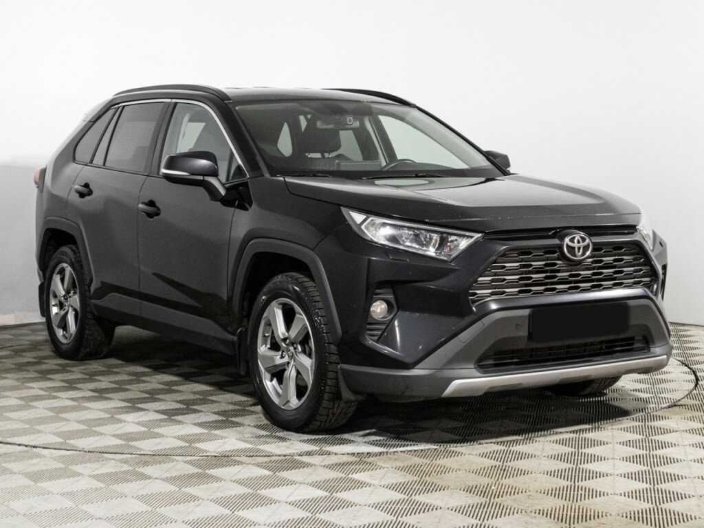 Toyota RAV4 с пробегом — 2020 год. Фото: #2