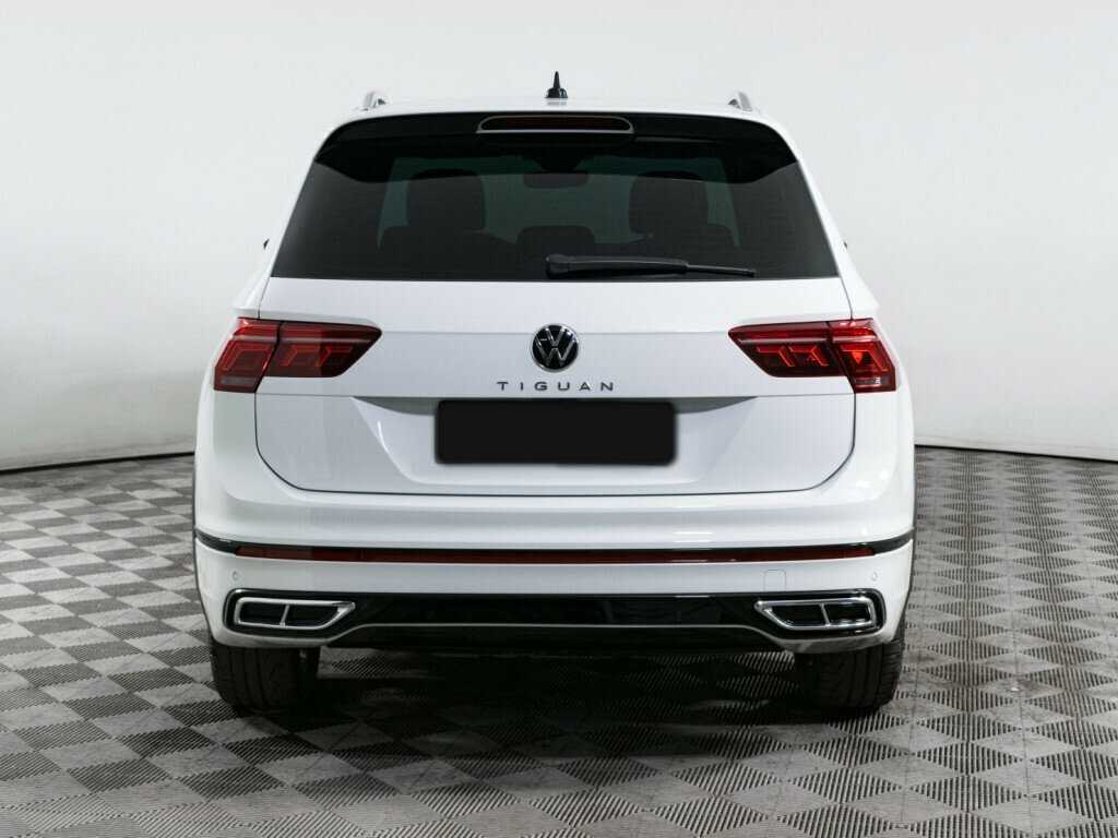 Volkswagen Tiguan с пробегом — 2021 год. Фото: #4