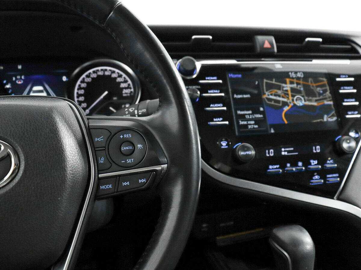 Toyota Camry с пробегом — 2019 год. Фото: #18