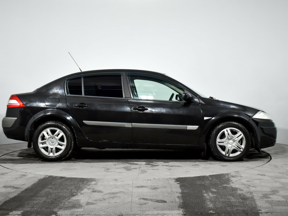 Renault Megane с пробегом — 2006 год. Фото: #3
