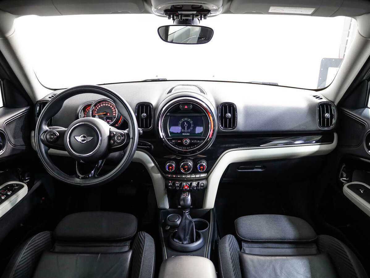 Mini Countryman с пробегом — 2018 год. Фото: #8