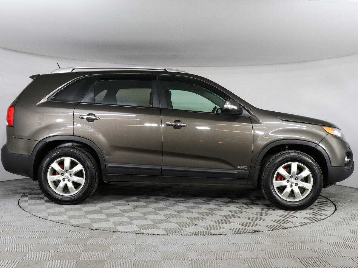 Kia Sorento с пробегом — 2011 год. Фото: #3