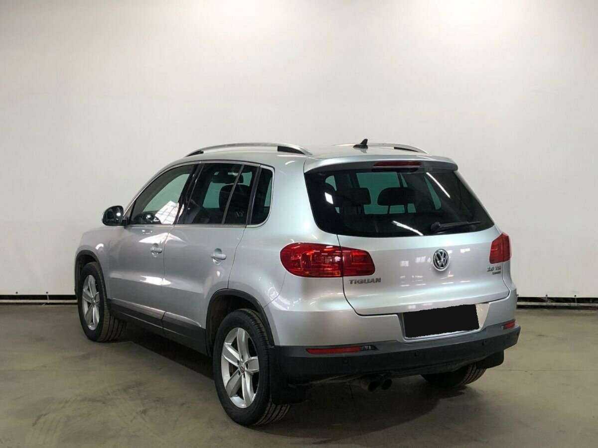 Volkswagen Tiguan с пробегом — 2011 год. Фото: #6