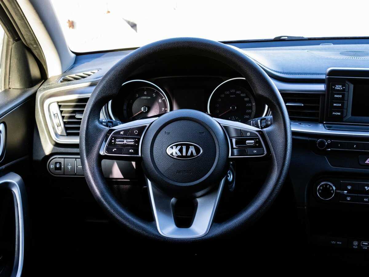Kia Ceed с пробегом — 2019 год. Фото: #9