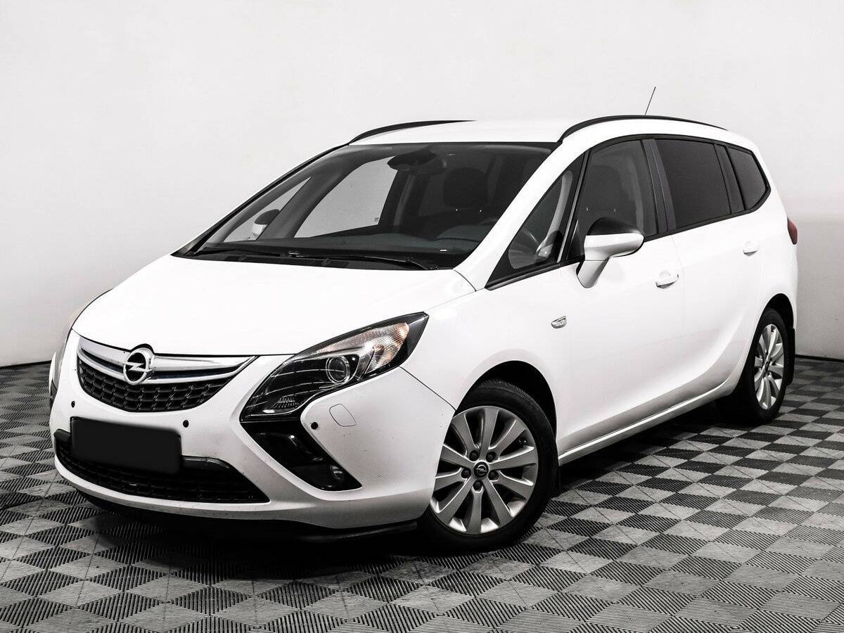 Opel Zafira с пробегом — 2013 год. Фото: #0