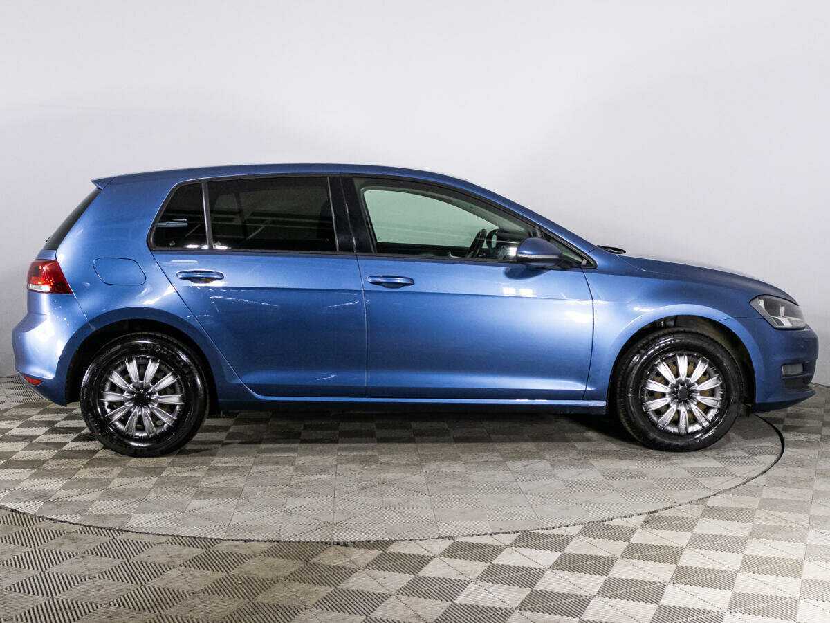 Volkswagen Golf с пробегом — 2013 год. Фото: #3