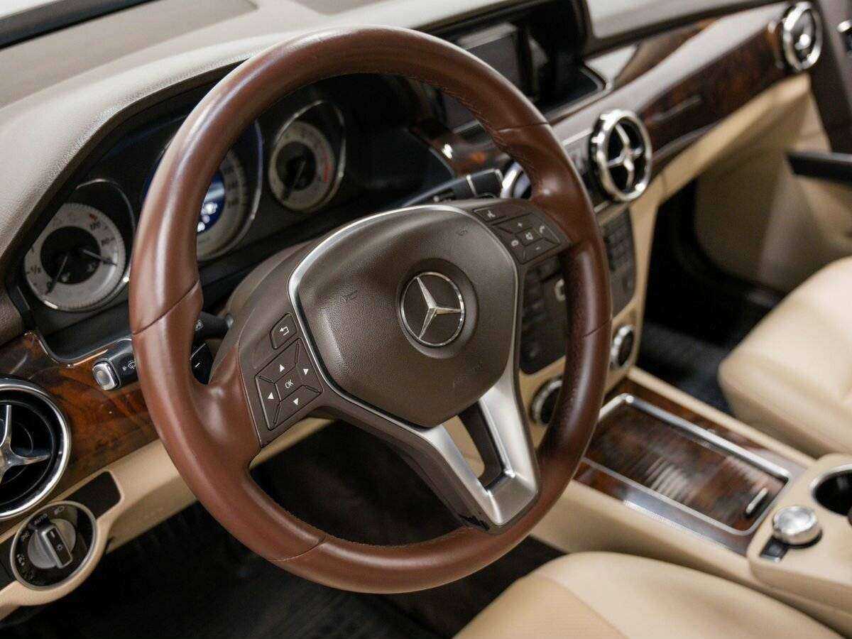Mercedes-Benz GLK-Класс с пробегом — 2012 год. Фото: #16