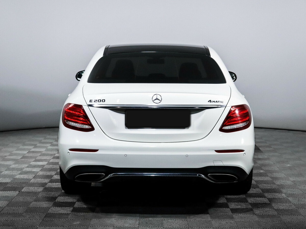 Mercedes-Benz E-Класс с пробегом — 2019 год. Фото: #4