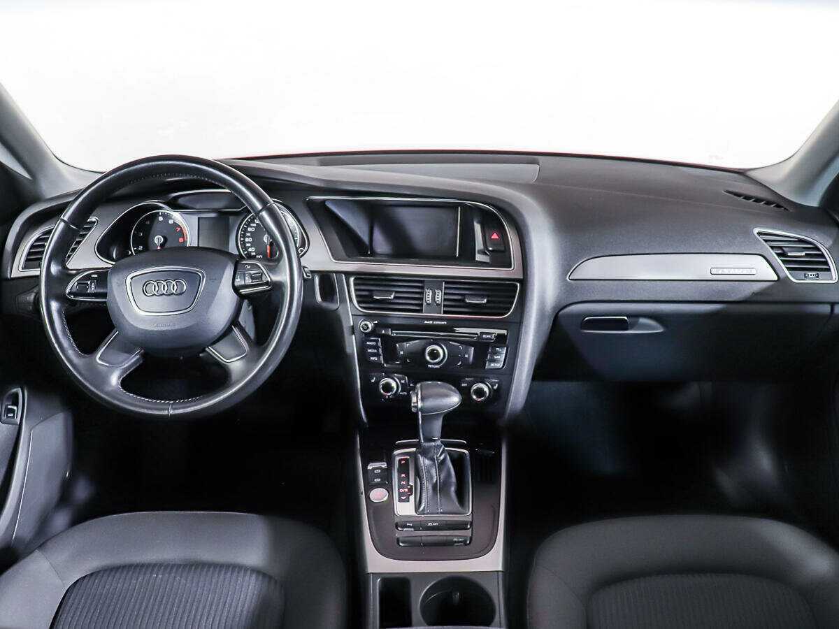 Audi A4 с пробегом — 2012 год. Фото: #10