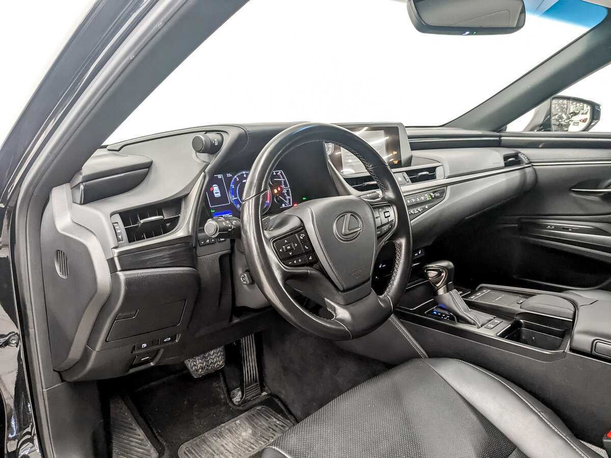 Lexus ES с пробегом — 2021 год. Фото: #15