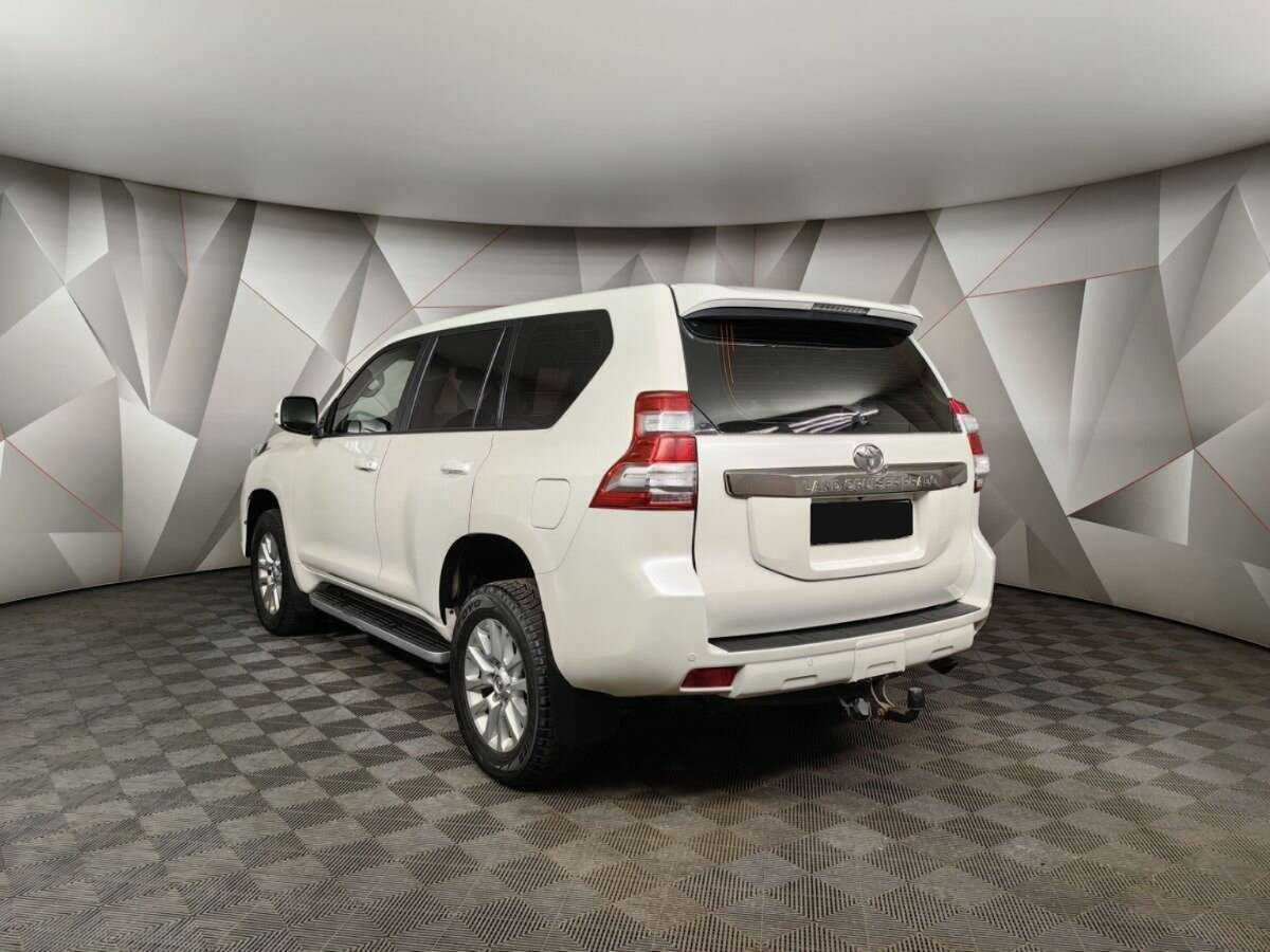 Toyota Land Cruiser Prado с пробегом — 2014 год. Фото: #3