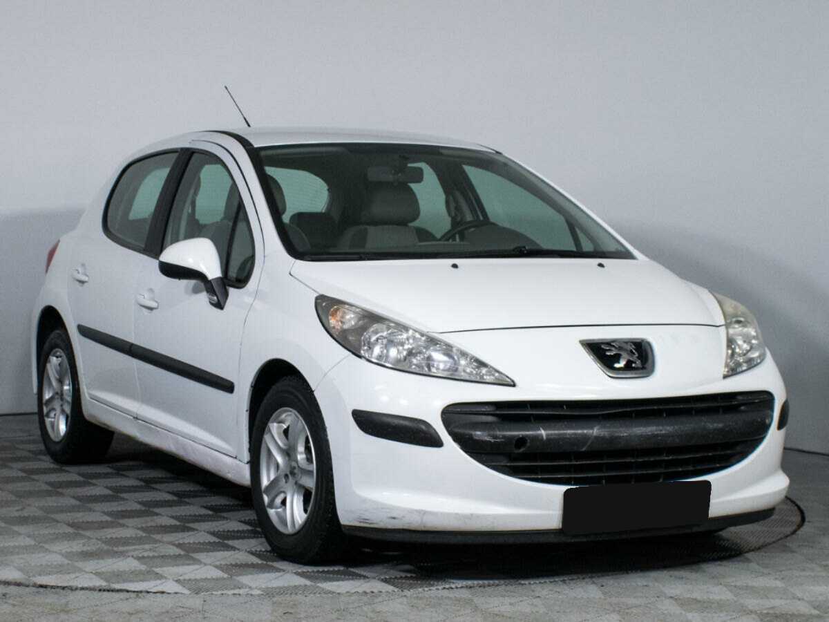 Peugeot 207 с пробегом — 2008 год. Фото: #2
