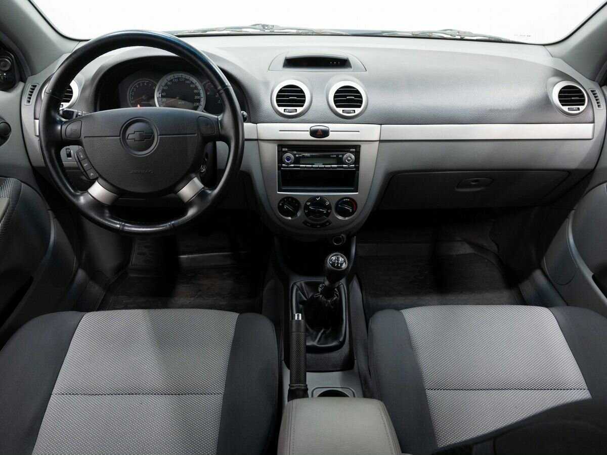 Chevrolet Lacetti с пробегом — 2010 год. Фото: #13