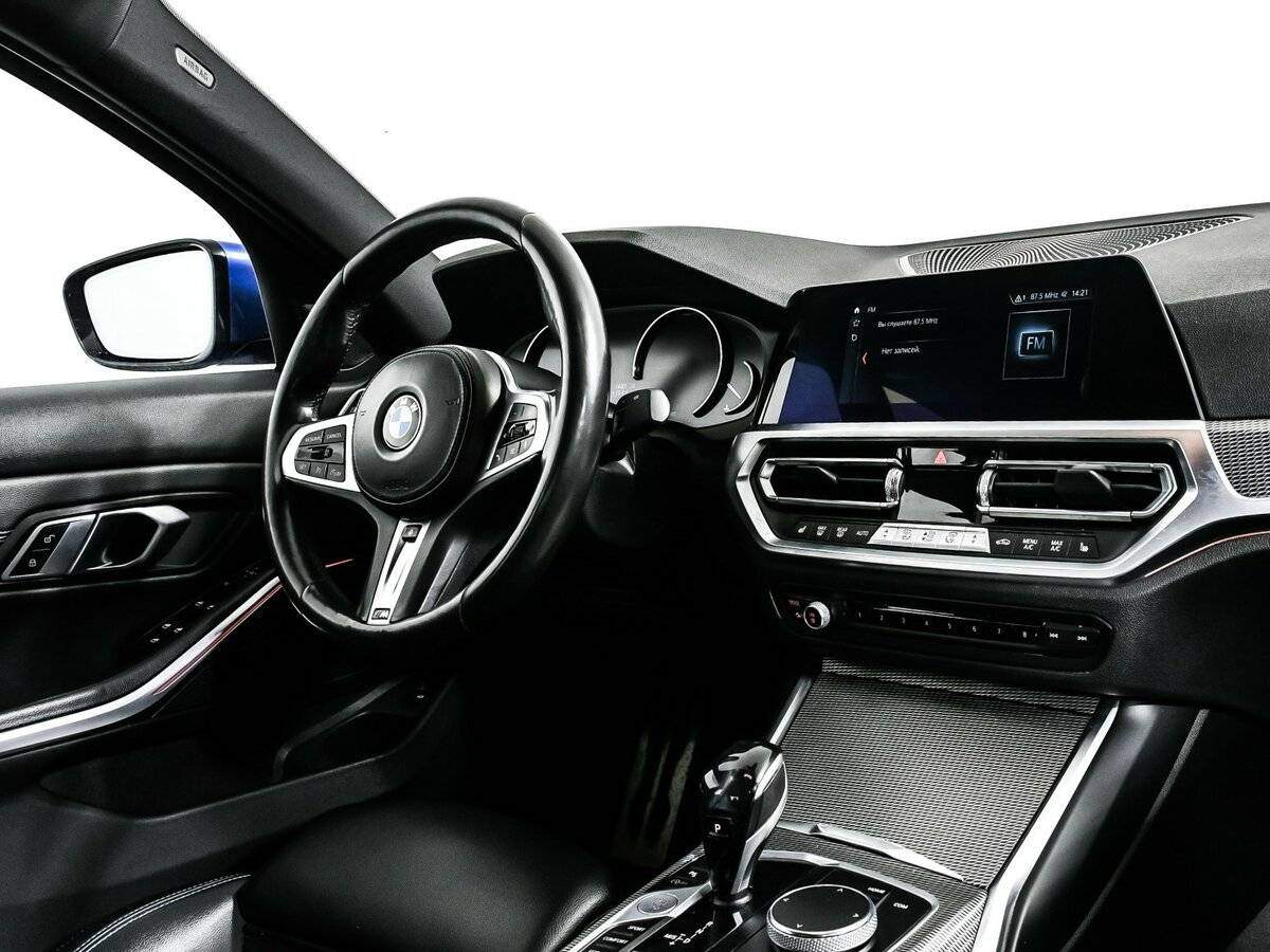 BMW 3 серии с пробегом — 2019 год. Фото: #8