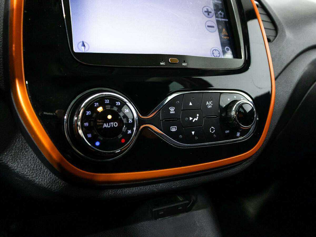 Renault Kaptur с пробегом — 2016 год. Фото: #14