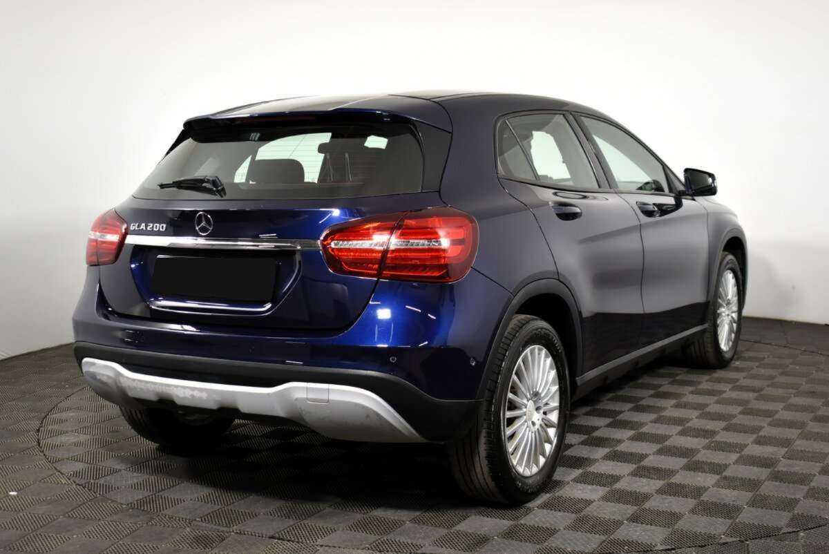 Mercedes-Benz GLA с пробегом — 2018 год. Фото: #2