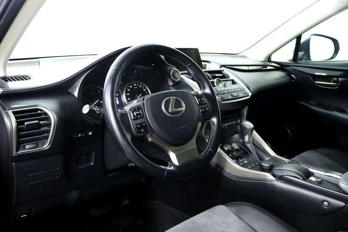 Lexus NX с пробегом — 2016 год. Фото: #12
