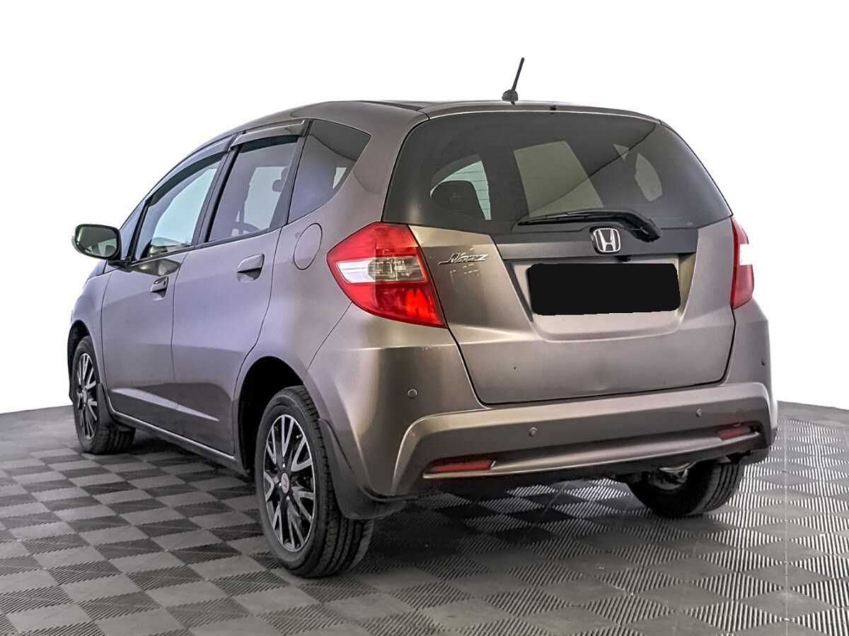 Honda Jazz с пробегом — 2011 год. Фото: #6