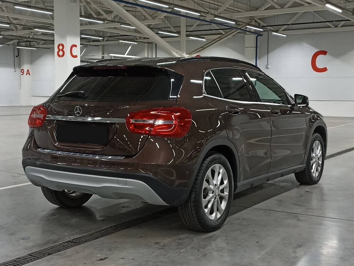 Mercedes-Benz GLA с пробегом — 2015 год. Фото: #4