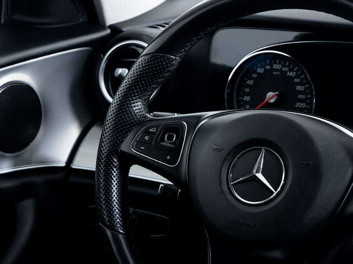 Mercedes-Benz E-Класс с пробегом — 2016 год. Фото: #12