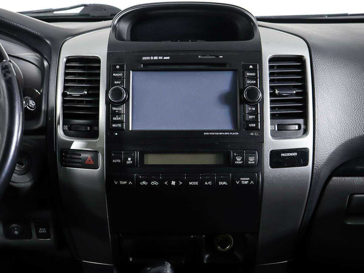 Toyota Land Cruiser Prado с пробегом — 2008 год. Фото: #12
