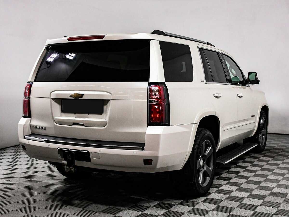 Chevrolet Tahoe с пробегом — 2015 год. Фото: #3