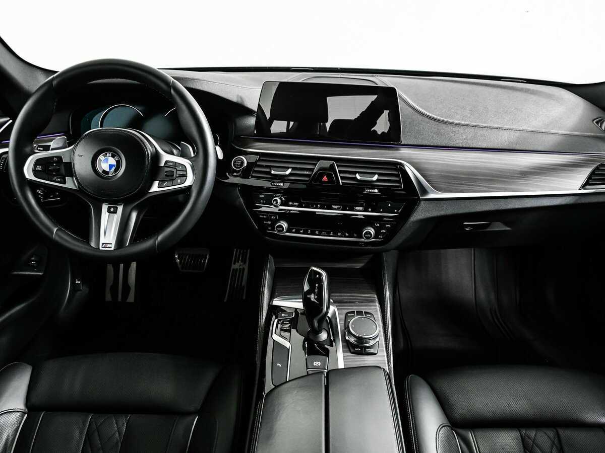 BMW 5 серии с пробегом — 2018 год. Фото: #10