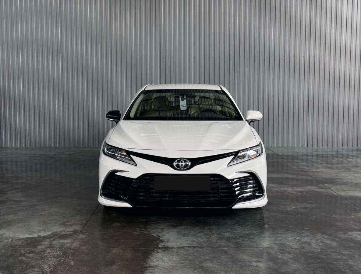 Toyota Camry с пробегом — 2022 год. Фото: #1