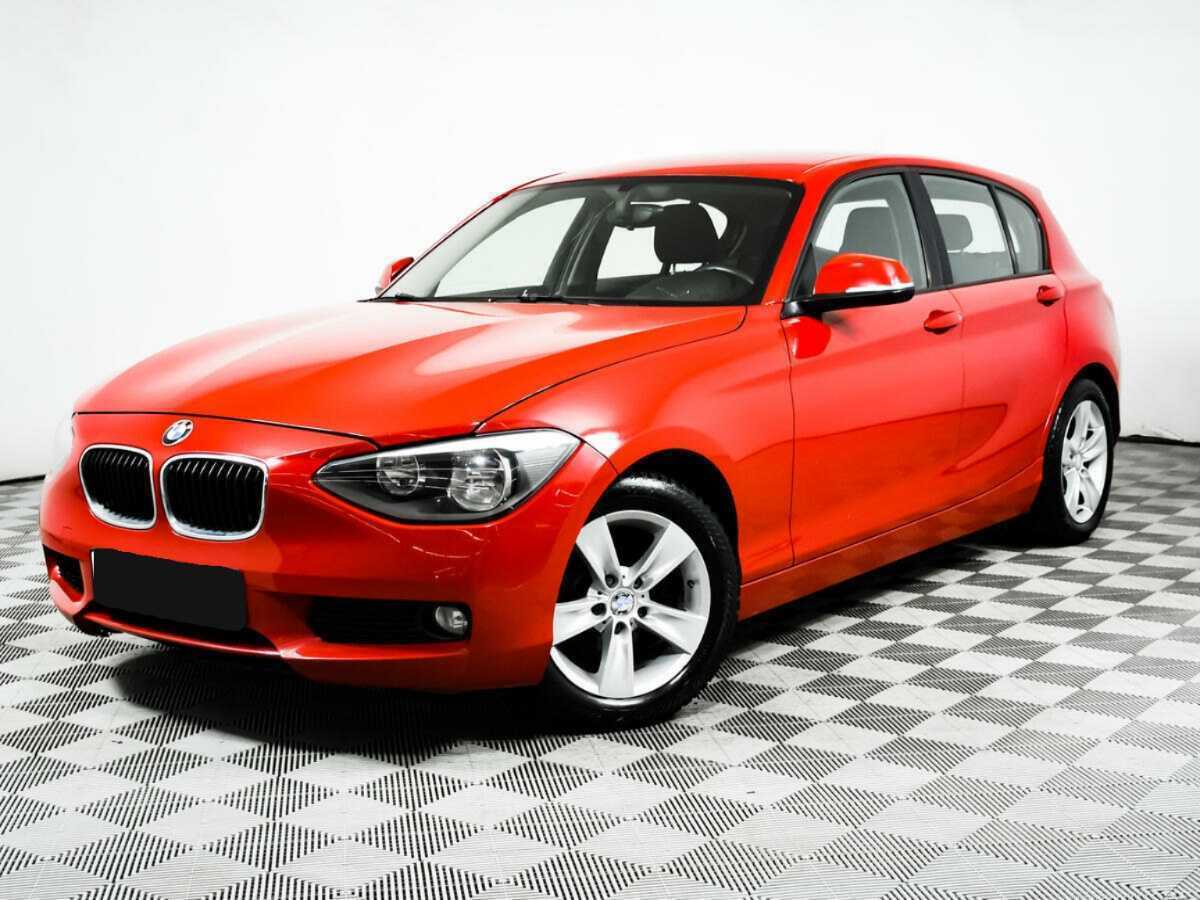 BMW 1 серии с пробегом — 2012 год. Посмотреть фото
