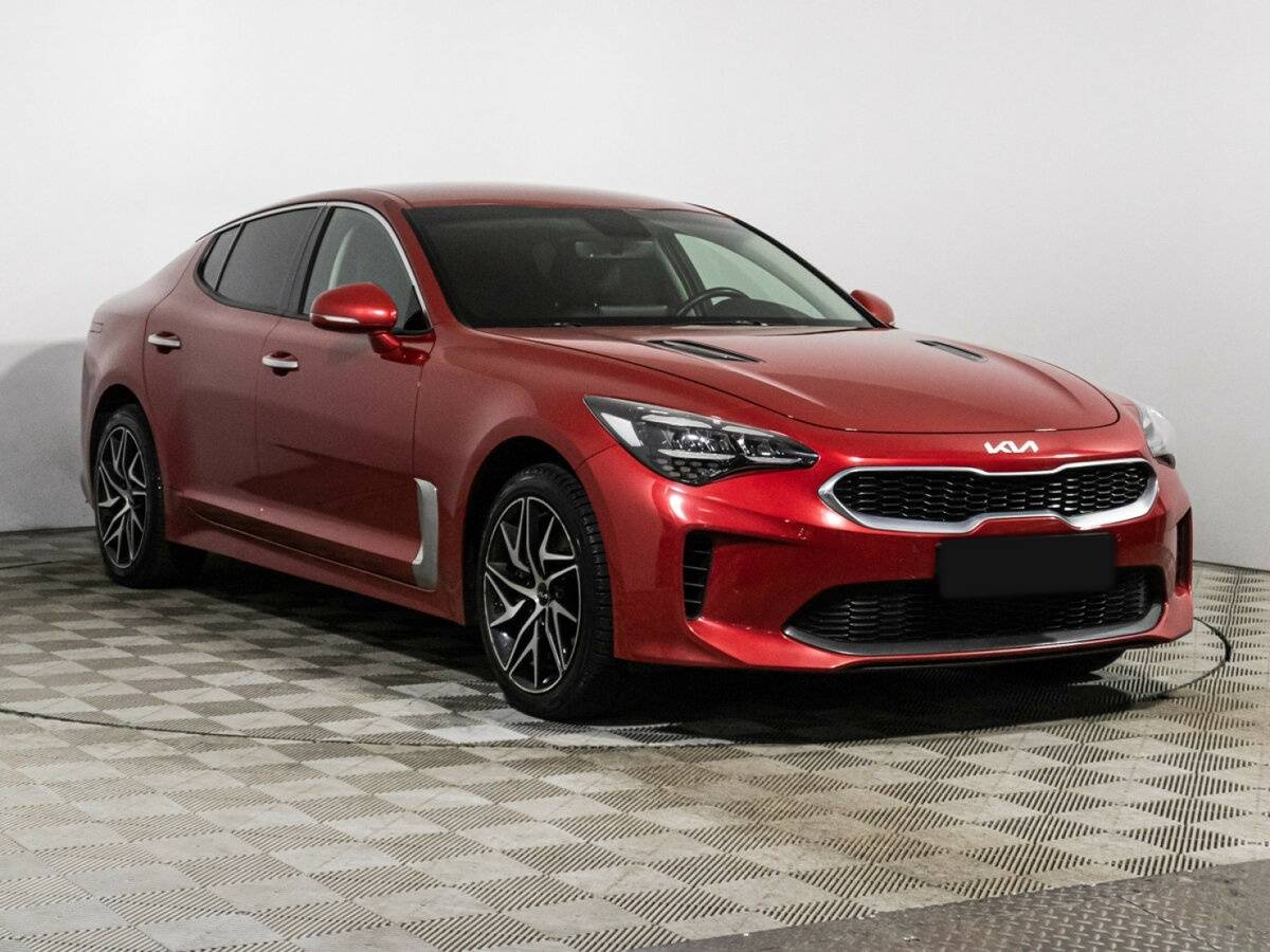 Kia Stinger с пробегом — 2022 год. Фото: #2