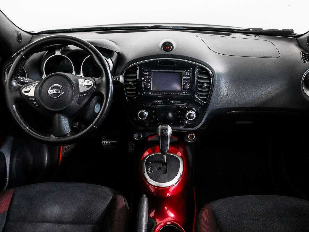 Nissan Juke с пробегом — 2011 год. Фото: #13
