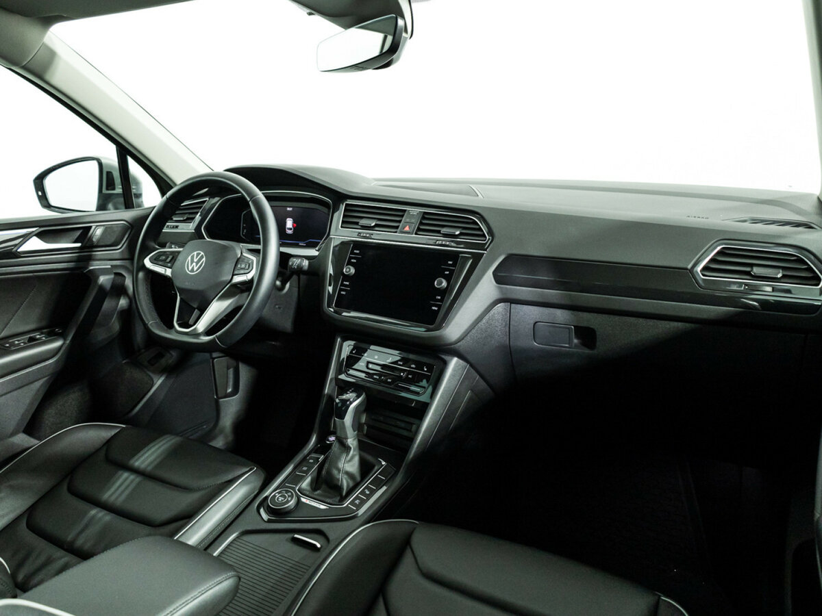 Volkswagen Tiguan с пробегом — 2021 год. Фото: #7