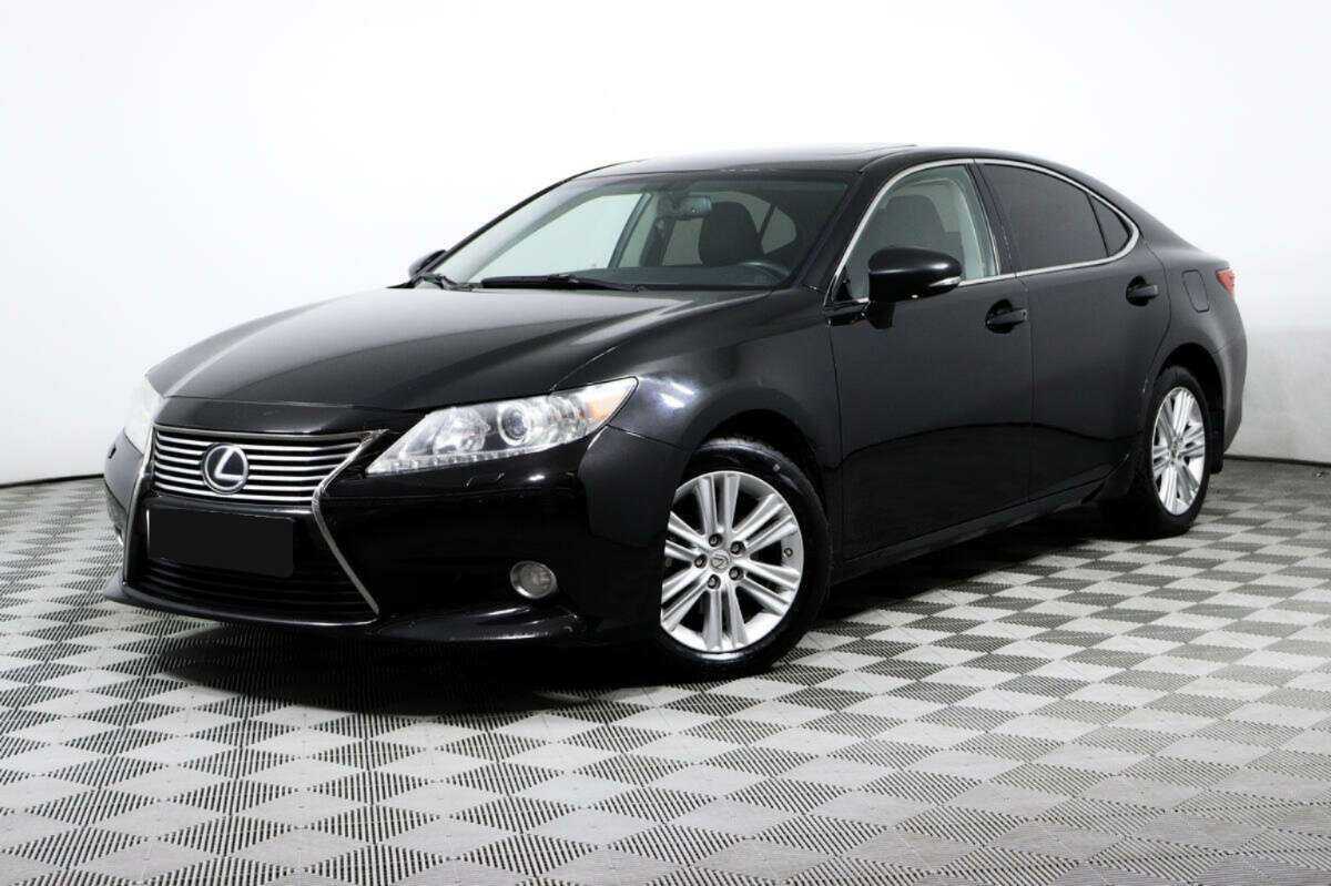 Lexus ES с пробегом — 2012 год. Фото: #0