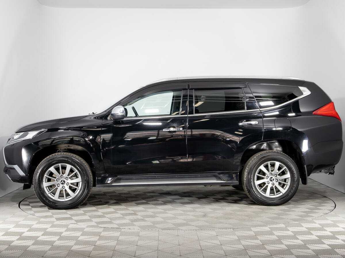 Mitsubishi Pajero Sport с пробегом — 2018 год. Фото: #7