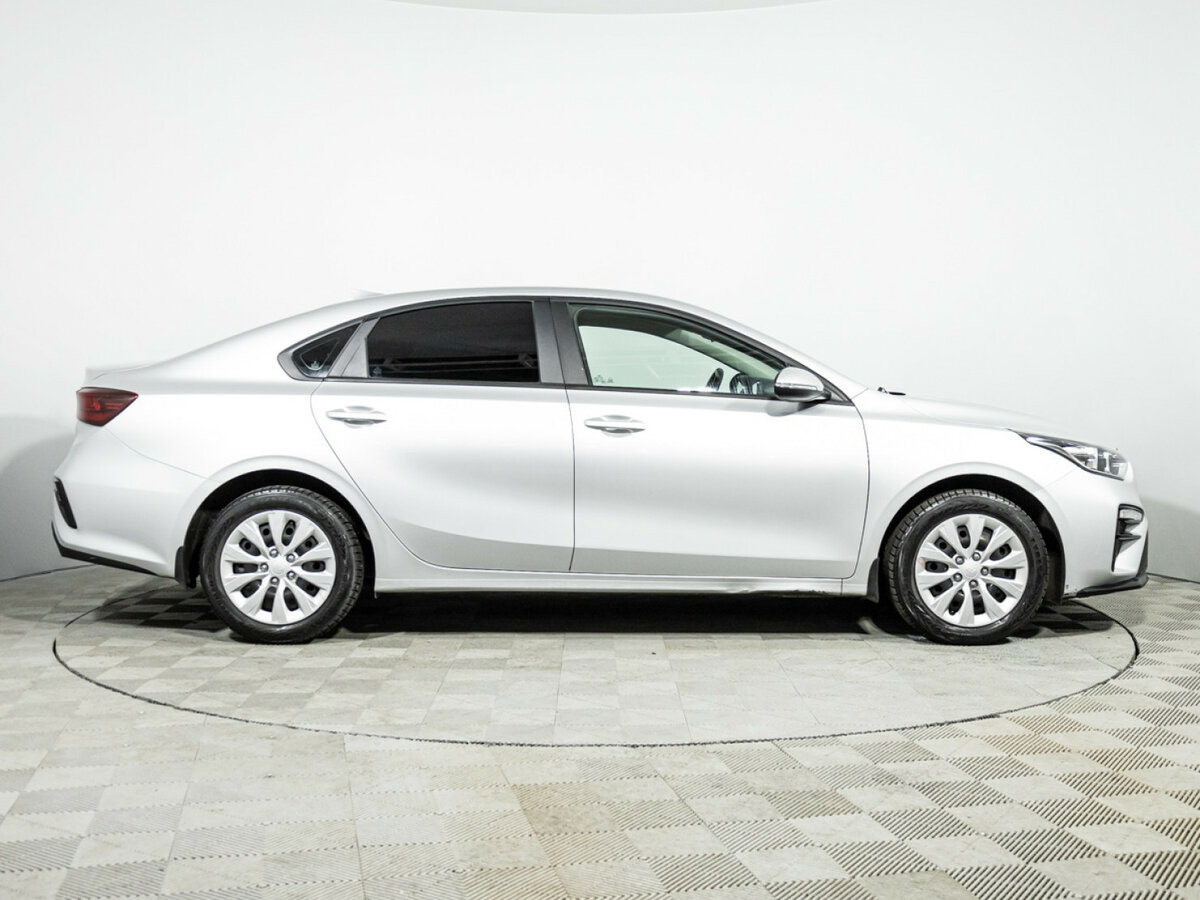 Kia Cerato с пробегом — 2020 год. Фото: #4