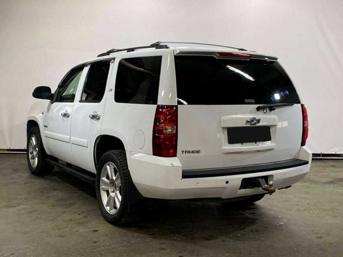 Chevrolet Tahoe с пробегом — 2008 год. Фото: #3