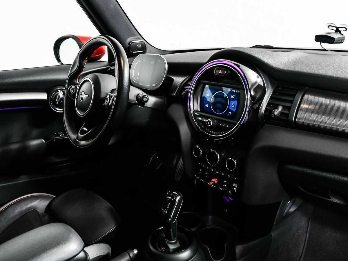 Mini Hatch с пробегом — 2021 год. Фото: #8