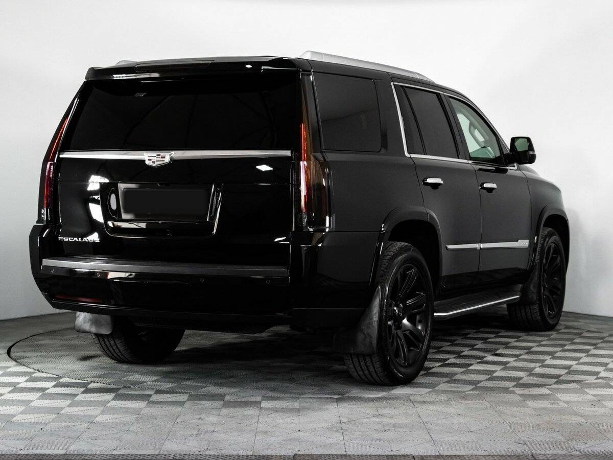 Cadillac Escalade с пробегом — 2015 год. Фото: #3
