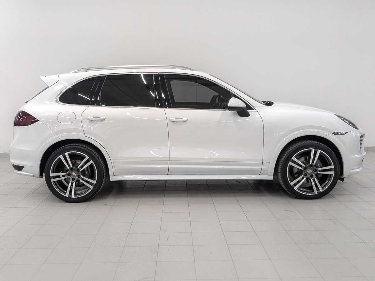 Porsche Cayenne с пробегом — 2013 год. Фото: #3