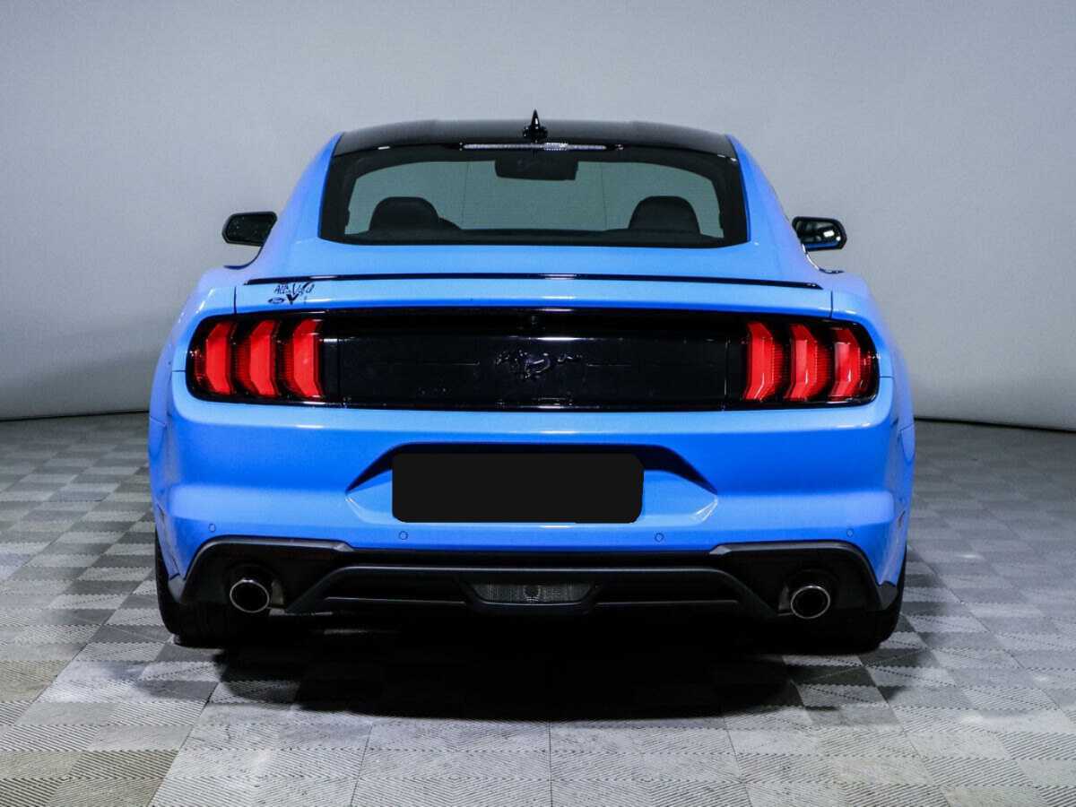 Ford Mustang с пробегом — 2022 год. Фото: #4