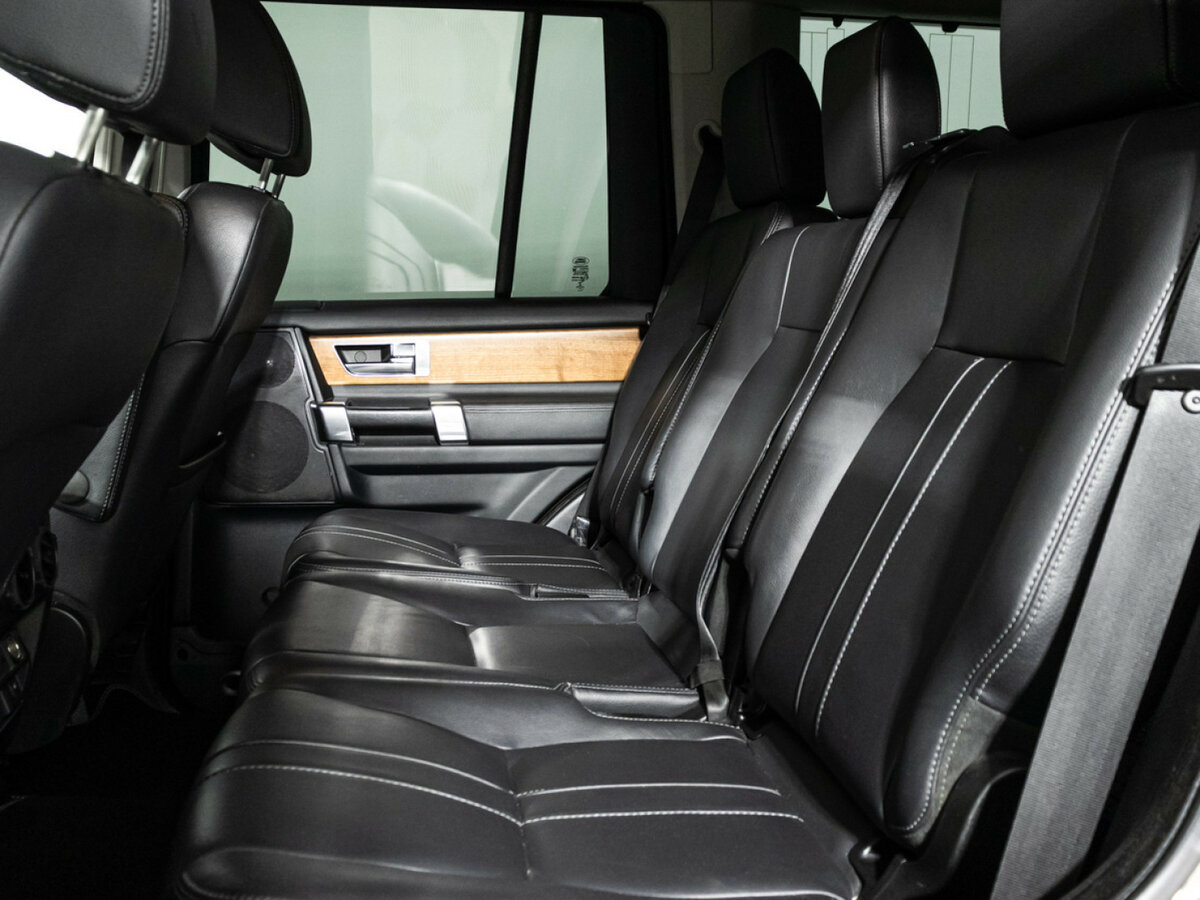 Land Rover Discovery с пробегом — 2014 год. Фото: #9