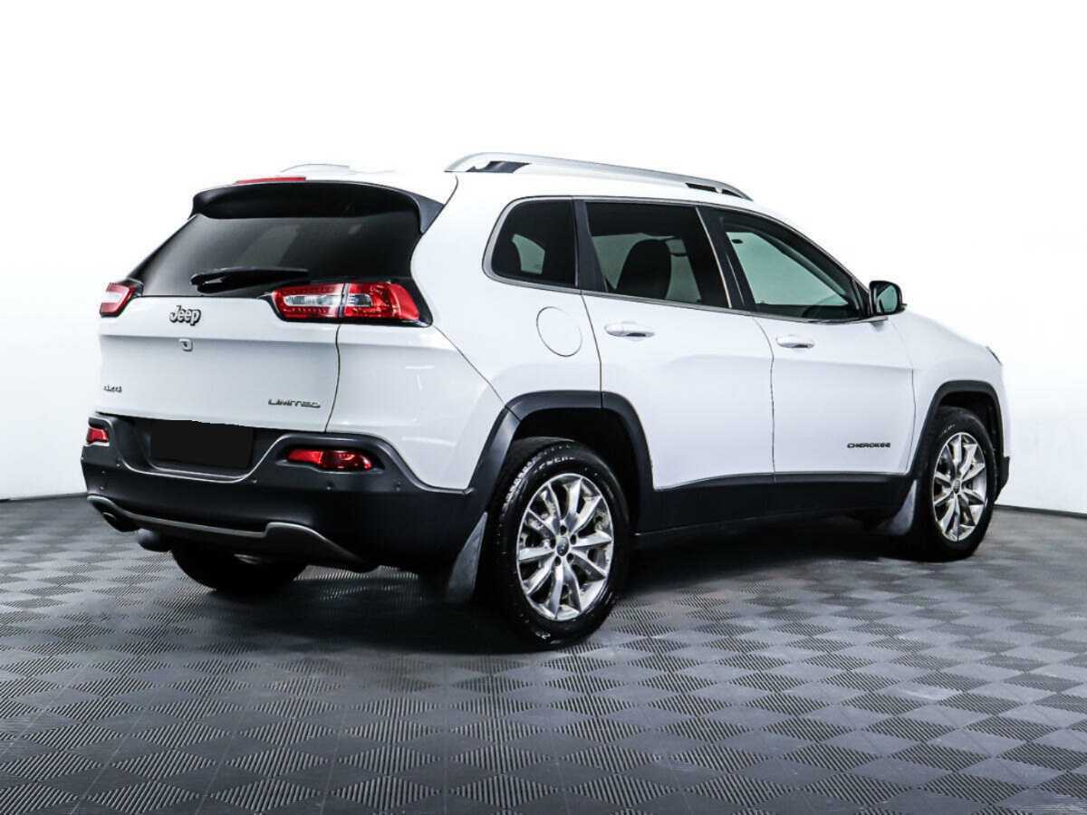 Jeep Cherokee с пробегом — 2014 год. Фото: #3