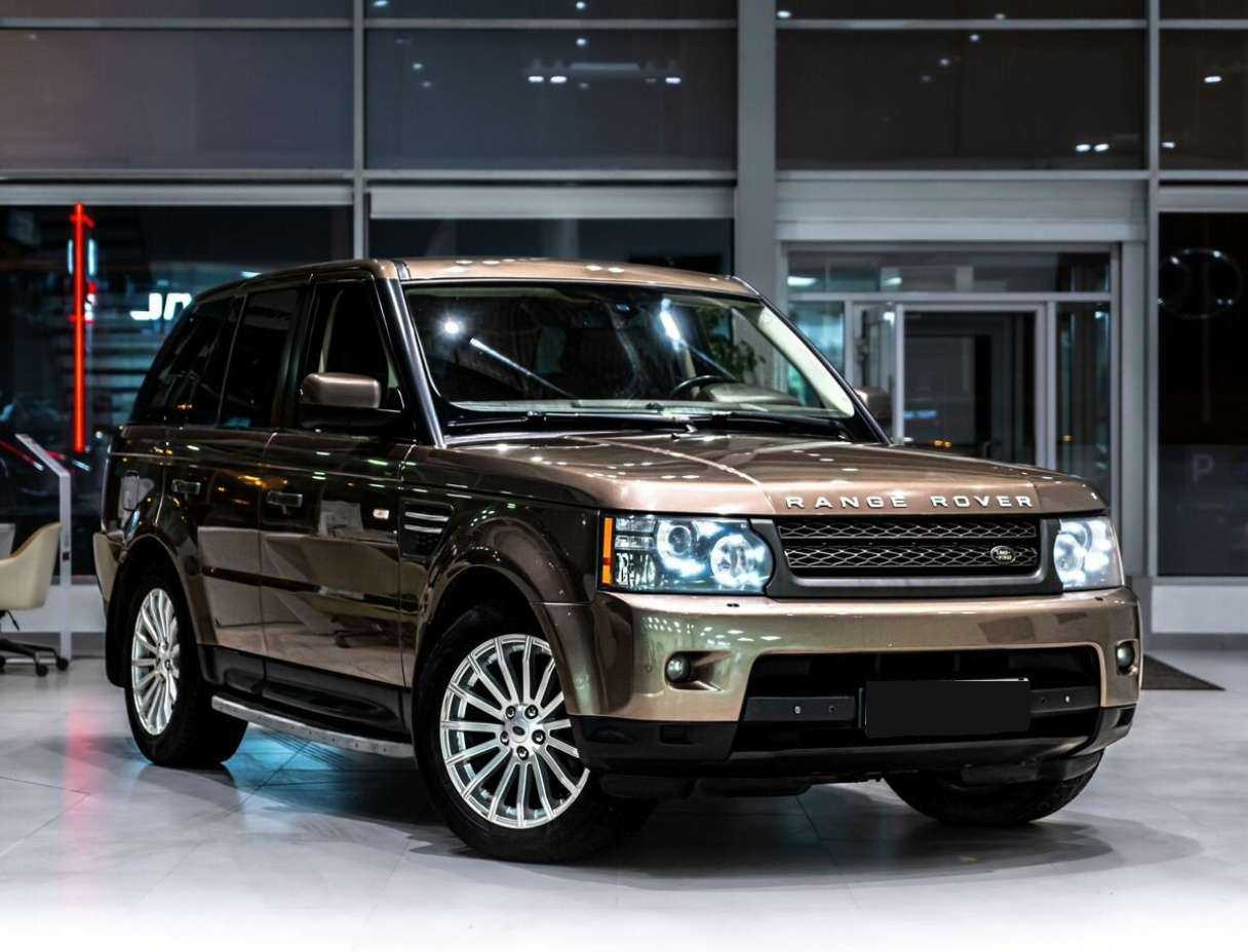 Land Rover Range Rover Sport с пробегом — 2010 год. Фото: #1