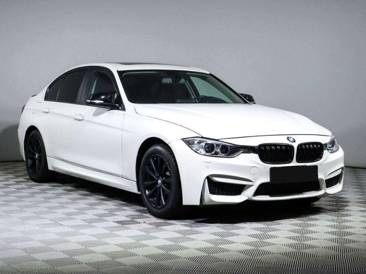 BMW 3 серии с пробегом — 2016 год. Фото: #2