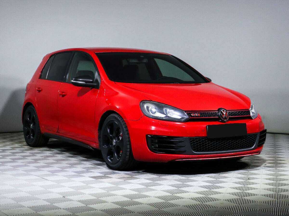 Volkswagen Golf GTI с пробегом — 2009 год. Фото: #1