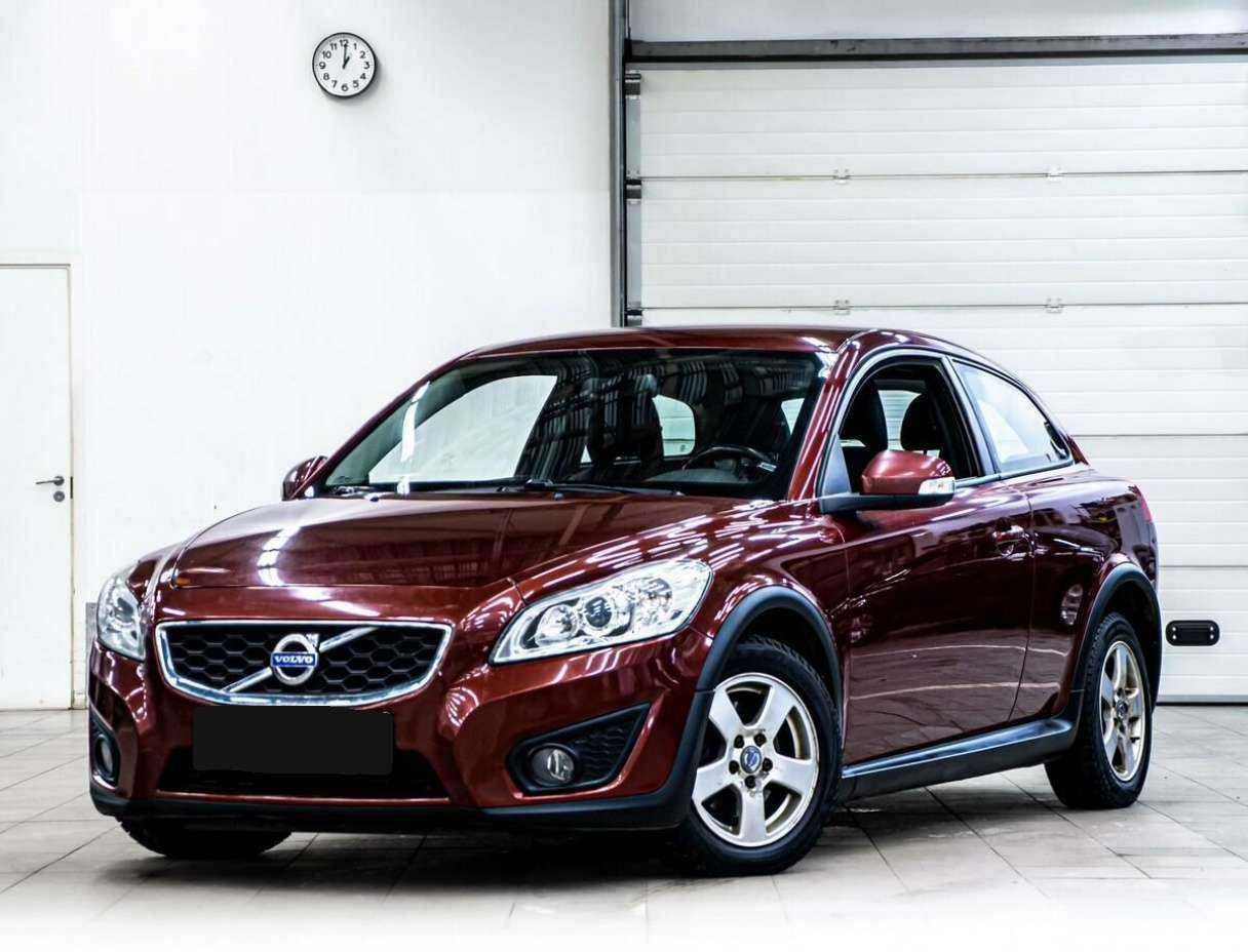 Volvo C30 с пробегом — 2010 год. Посмотреть фото