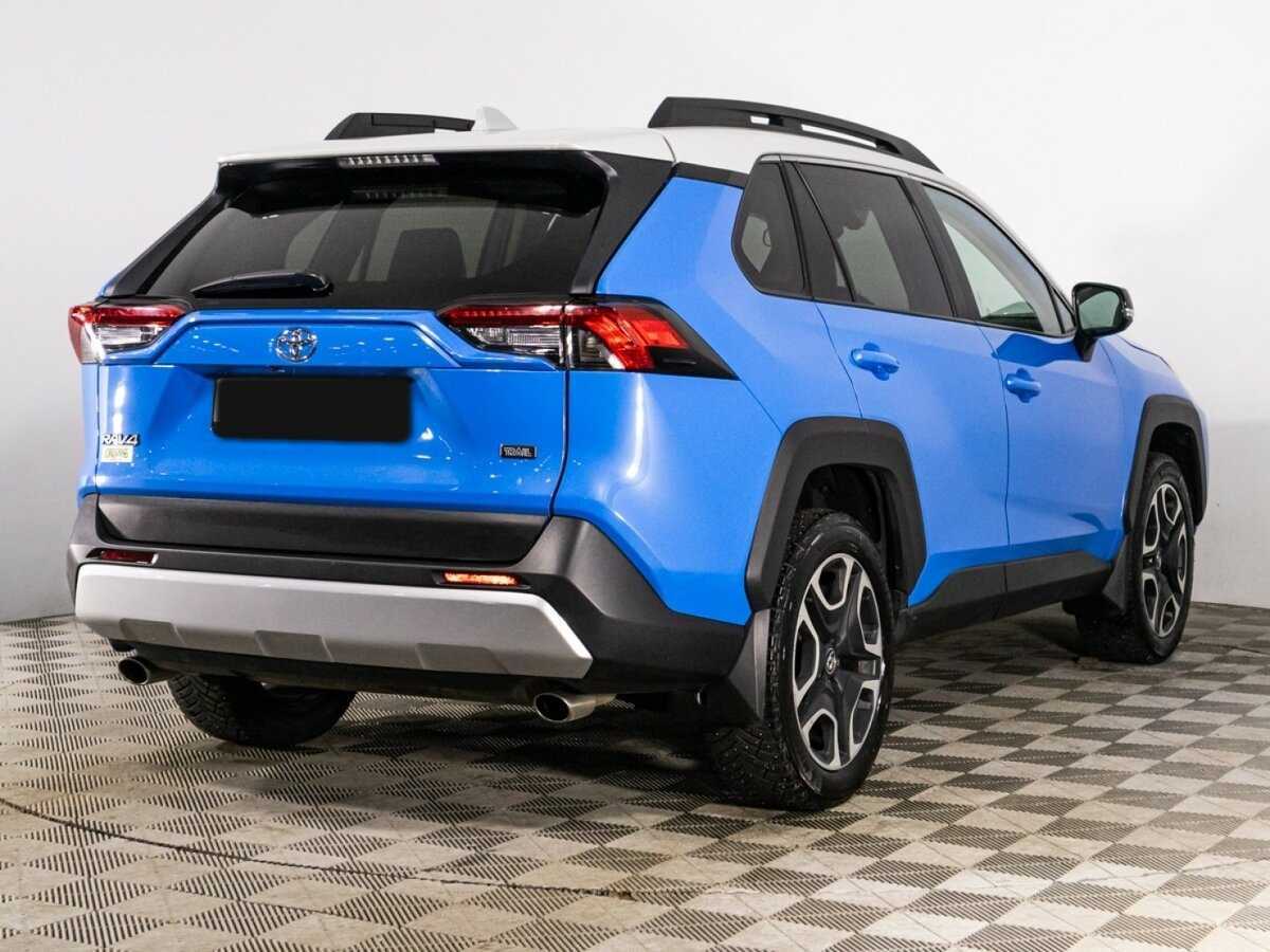 Toyota RAV4 с пробегом — 2019 год. Фото: #4